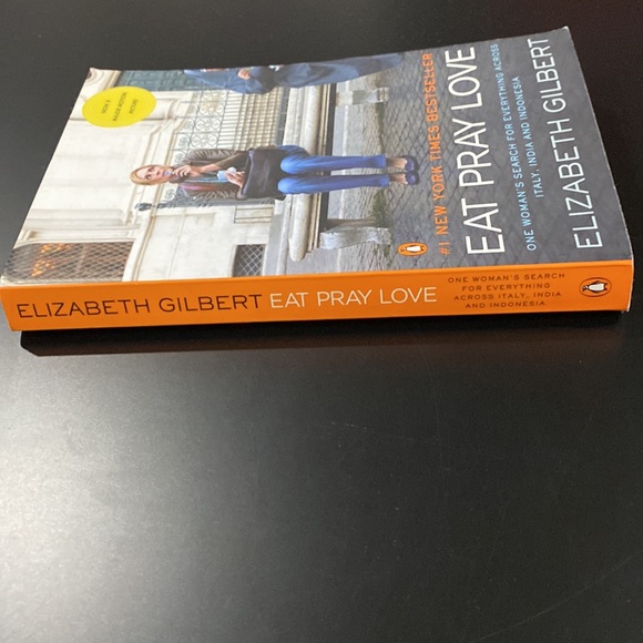 Eat Pray Love by Elizabeth Gilbert - Paperback Novel - Picture 3 of 5